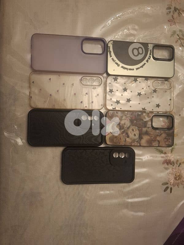 A 56 samsung galaxy 5g covers like new barley used 1