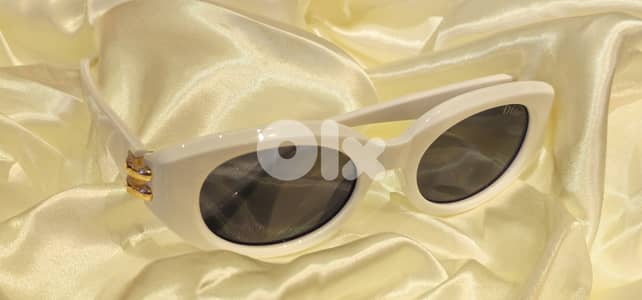 Dior White & gold luxury sunglasses
