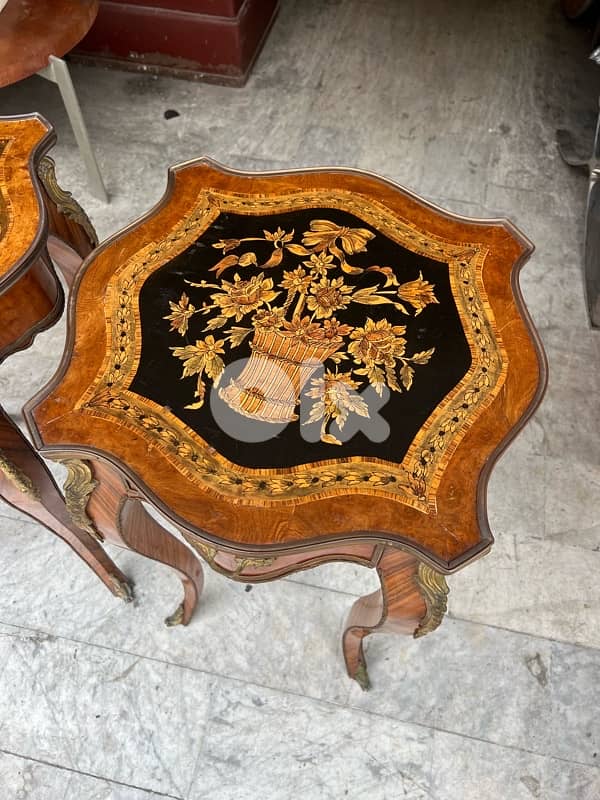 Pair of 2 frensh marquetry flowers side table salon 350$ 4