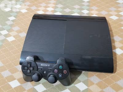 Ps3  منظفة و عليها 13 لعبة و مكتبة العاب ا كل العاب الps1 و ps2 و ps3
