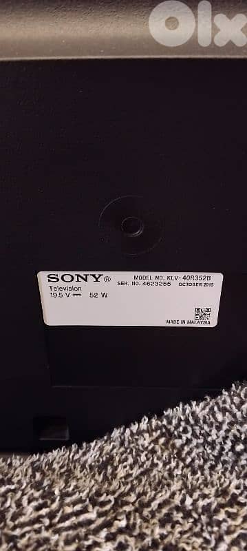 samsung smart 40" + sony 40" (not smart) both gor $219