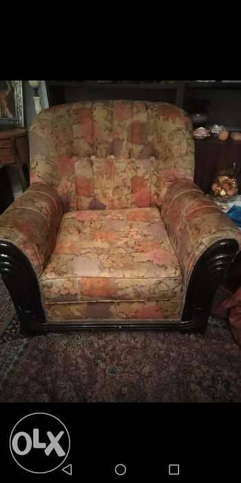 كنابيات طويلة ورود الوان شياكة معها ٢صغار مستعمل يدة 2