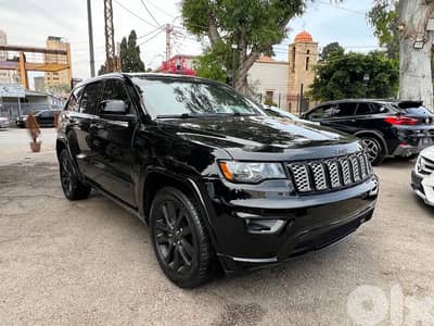Jeep Grand Cherokee 2018 altitude 4x4