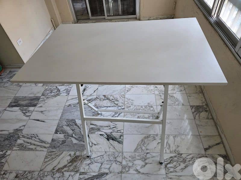 architecture table 1