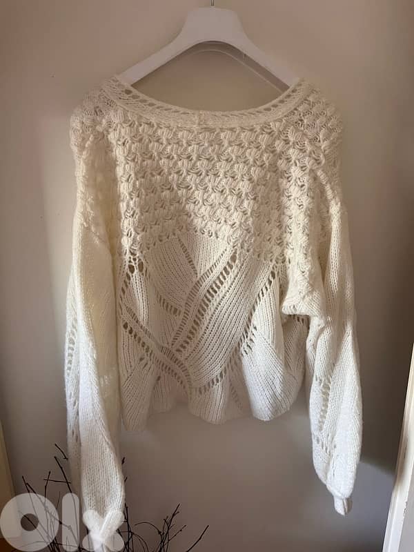 White Free People Sweater 1