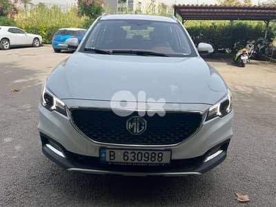 MG ZS 2020 Excellent condition - bought from agency