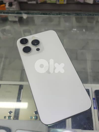 apple iphone 15 pro max used