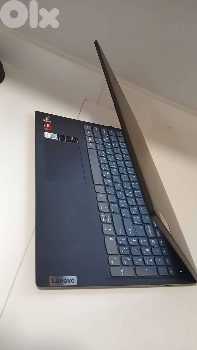 lenovo ryzen3 3250u, 2gb vram , 12gb ram , ssd 1,5t , 349$ 3
