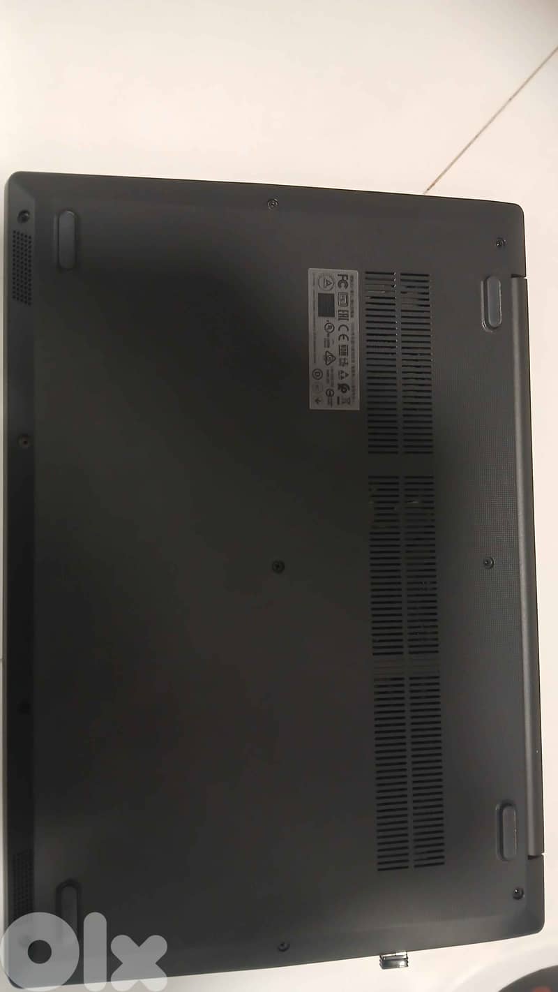 lenovo ryzen3 3250u, 2gb vram , 12gb ram , ssd 1,5t , 349$ 6
