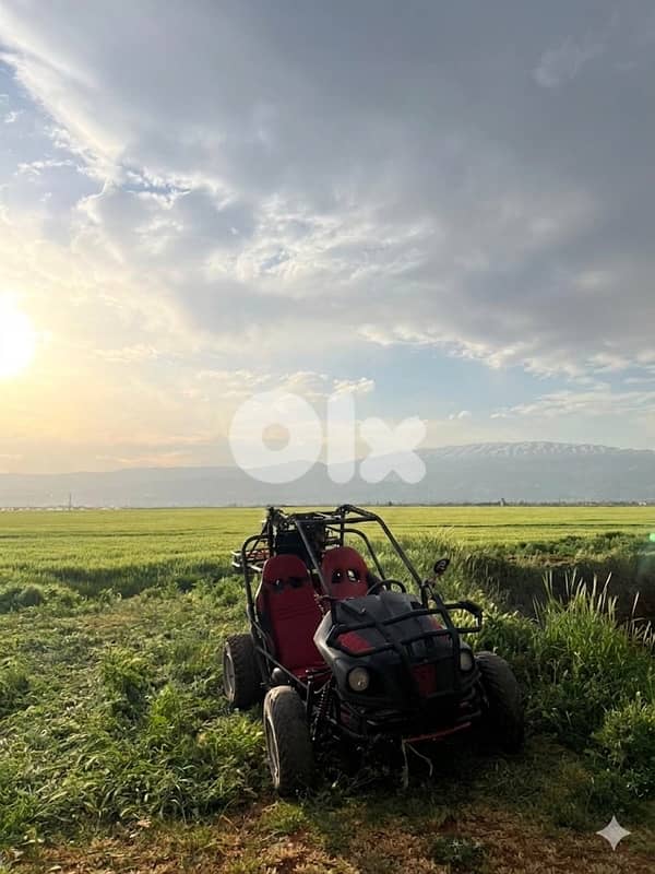 buggy 250cc ma feya arreir li 3endo chi bado ydekich y2oli 2