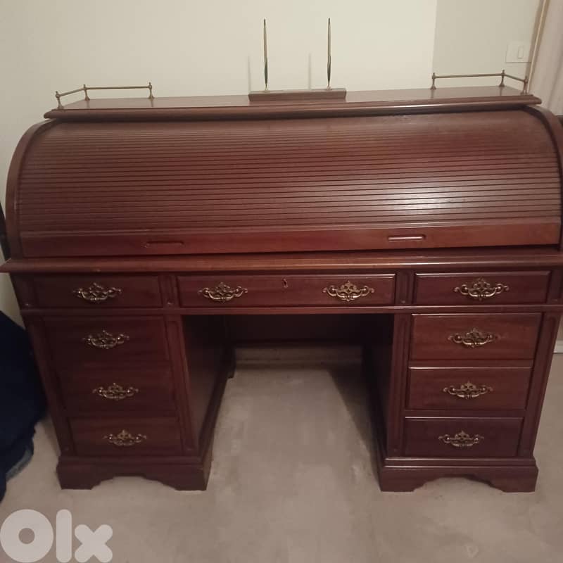 Antique wood decorative desk 4