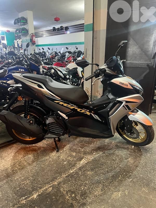 Yamaha Aerox 155 3