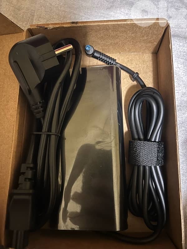 AC adapter 1