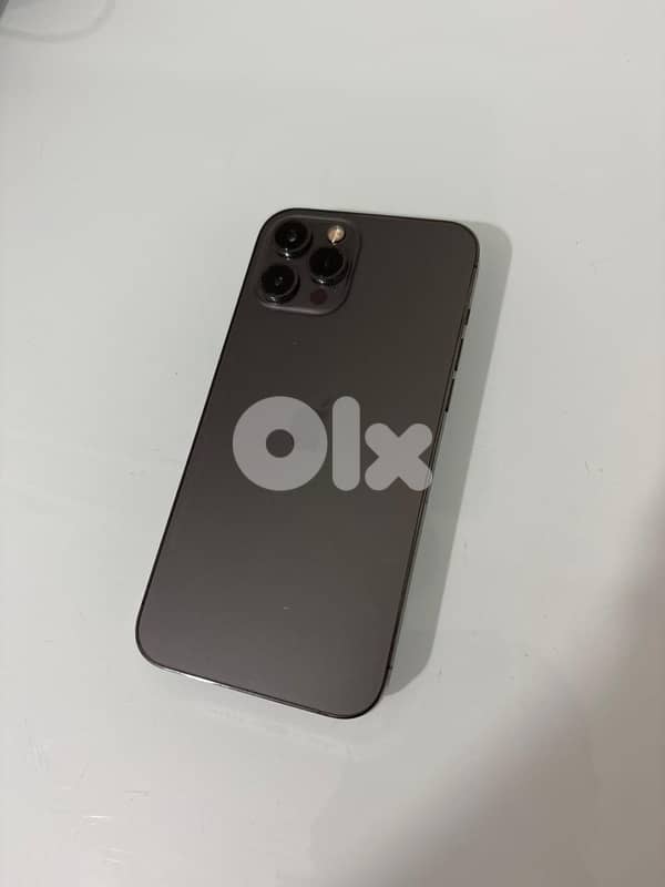 Iphone 12 pro max 2