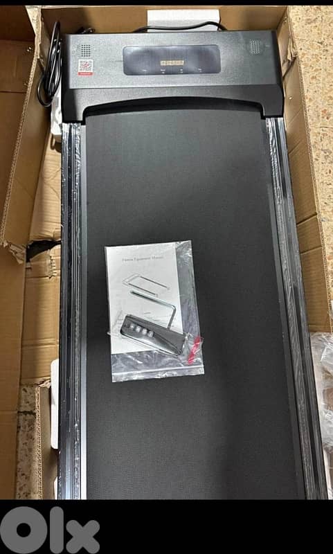 Foldable treadmill 2hp motor power with remote control 2