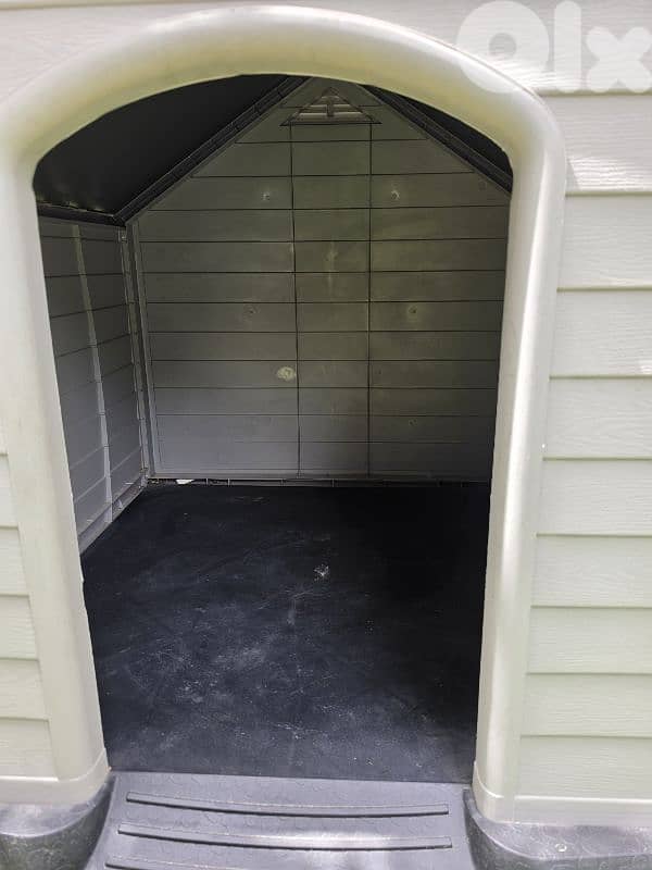 dog house 1