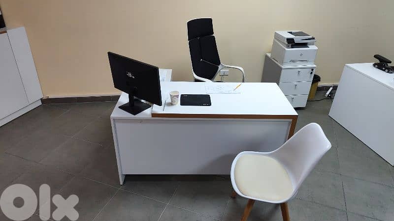 Office furniture 5
