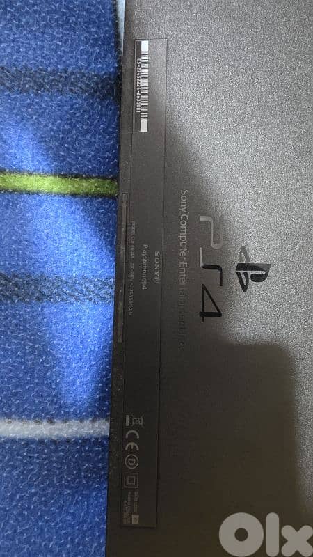 PS4 Console + Controller /FIFA 22/NBA 2K22/Games Bundle good condition 3