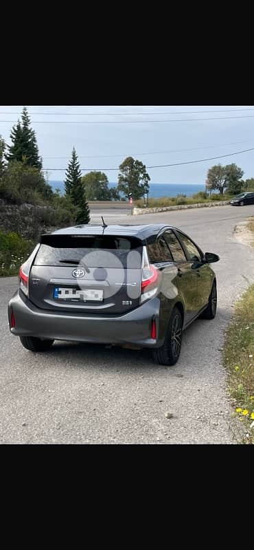 Toyota Prius 2018