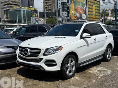 Mercedes GLE350 4matic 2018 clean carfax