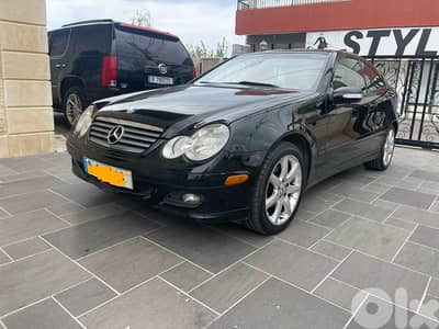 Mercedes-Benz C-Class 2005