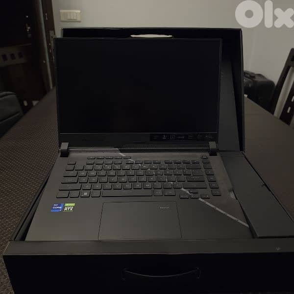 Asus Rog Strix SCAR 16 1