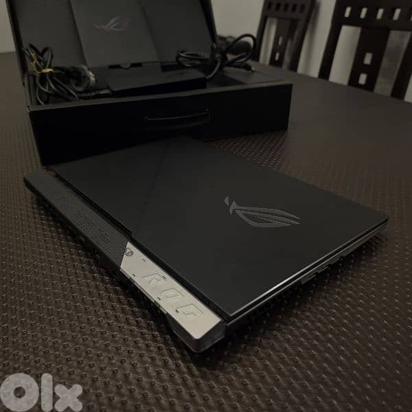 Asus Rog Strix SCAR 16 9