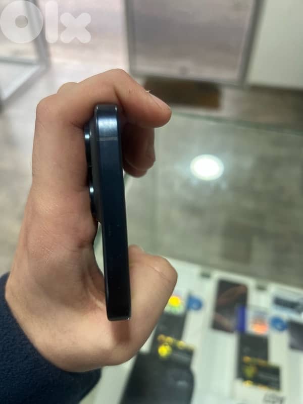 Iphone 15 pro max 2