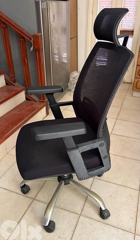 Office chairs 1