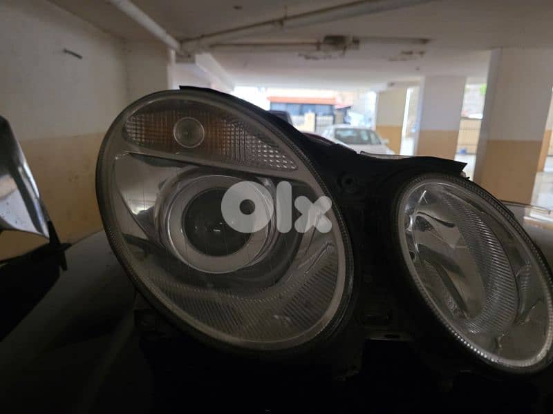 Mercedes stop lights and head lights 3