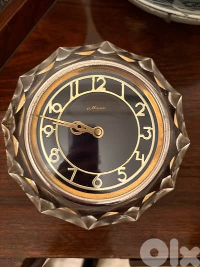 Horloge de table vintage “Mayak” de URSS