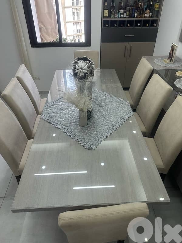Full dinning set for sale 3