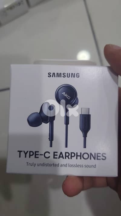 Samsung type-c akg earphones black