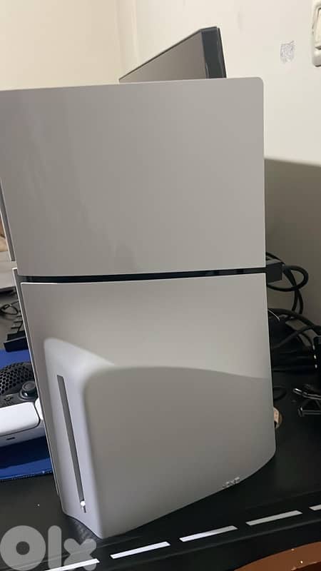 Dell Latitude 5430 & Ps5 slim disc edition 1 terra 5