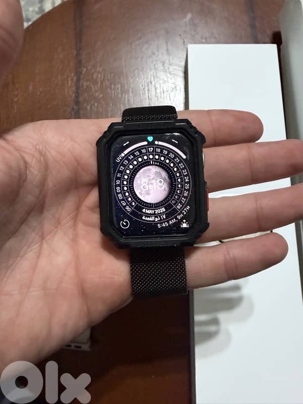 apple Watch series 8 45mm 4