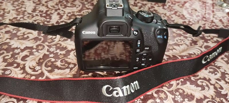canon 1300d 1