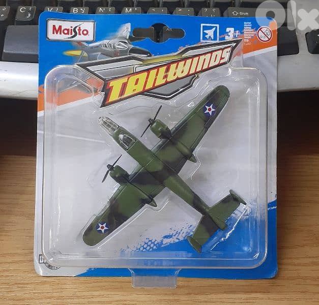Maisto diecast Plane model Scale 1/144 12