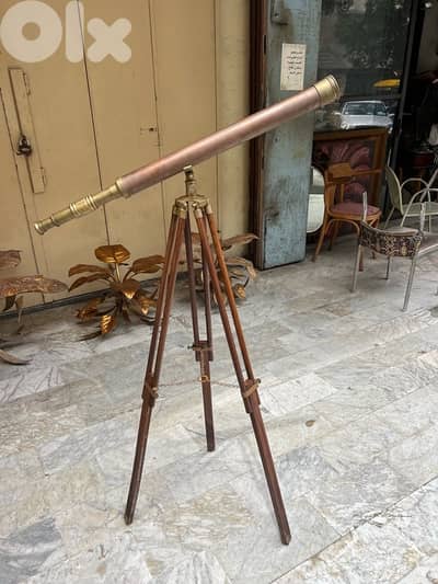 Vintage english antique brass teloscope with stand  تلسكوب بحري انتيك