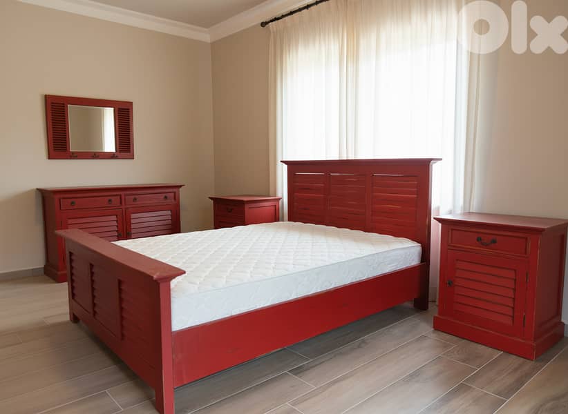 Red Shutter Master Bedroom Set: Bed, 2 Nightstands & Dresser w/ Mirror 1