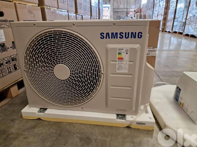 AC Samsung 12000BTU Inverter Wind-Free Edition 1