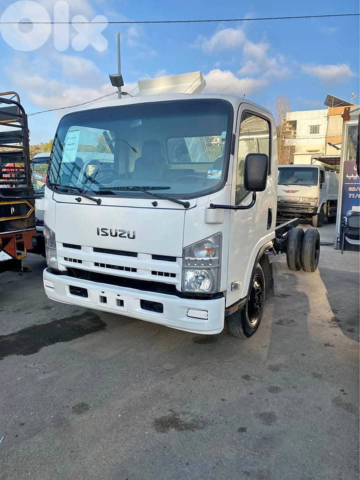 Isuzu 2014 4