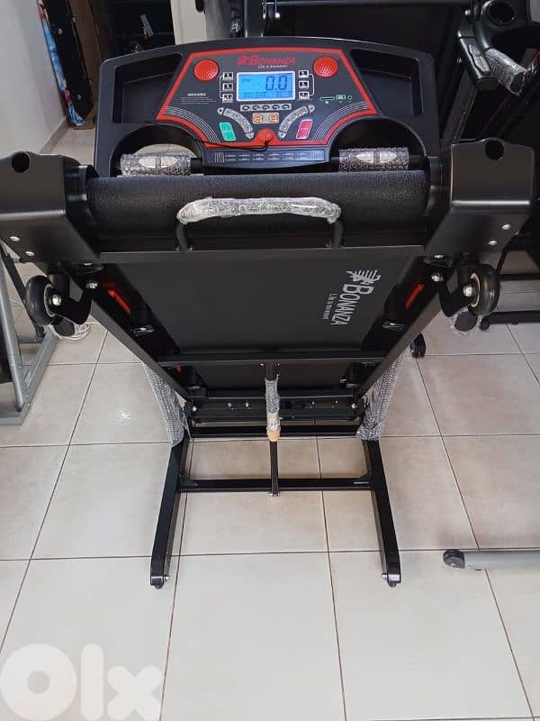 2.5HP, full options,bonanza, automaticall incline & vibration massage 4