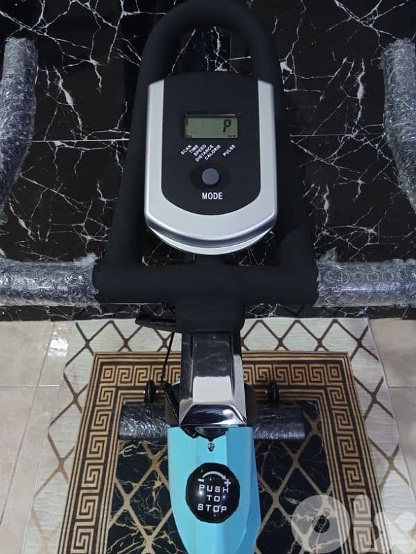 exercise spinning bike model Tichno sport, max user weigh 120. KG 4