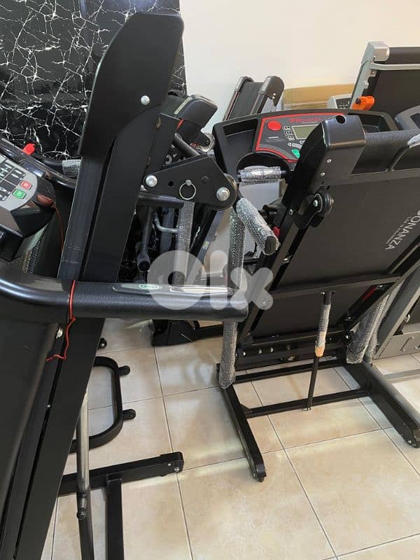 __A Store of All Cardio machines sports , different sizes & conditions 1