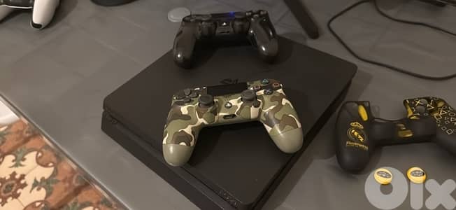 PlayStation 4 slim open box