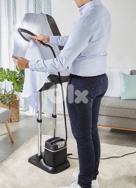Tefal Clothes Steamer with Board 1