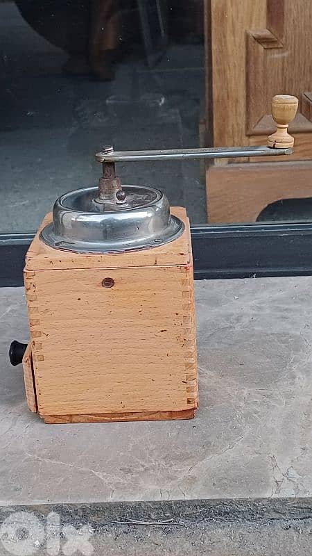 antique 3