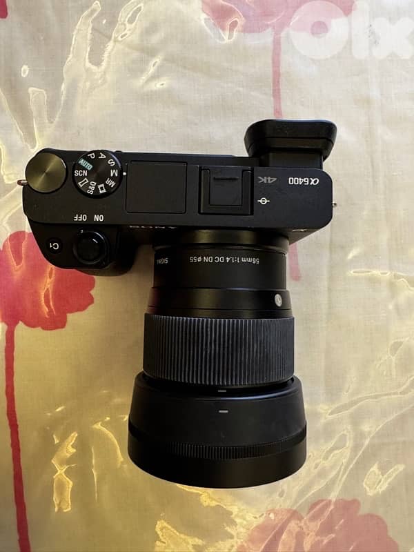 Sony a6400 with sigma lens 56mm 1.4 1