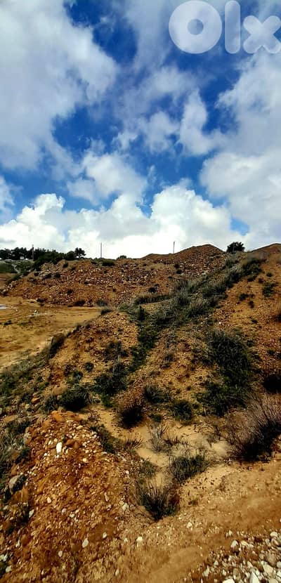 Land for sale in Mayroubaعقار للبيع في ميروبا