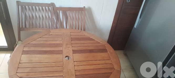 Dining table indoor/outdoor